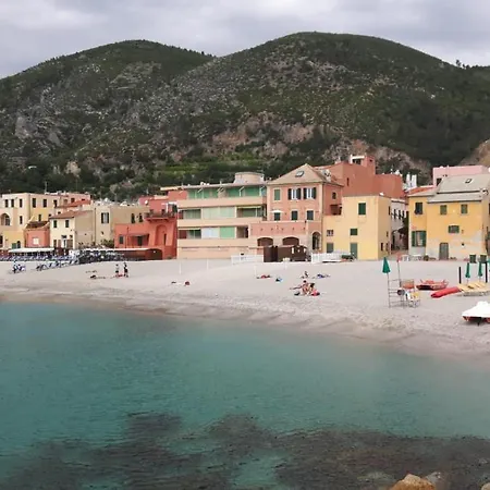 Natalina 2* Finale Ligure