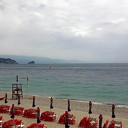 Natalina Hotel 2*