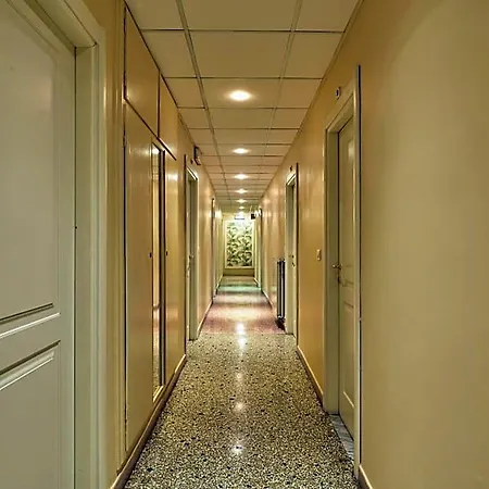 Natalina Hotel 2*