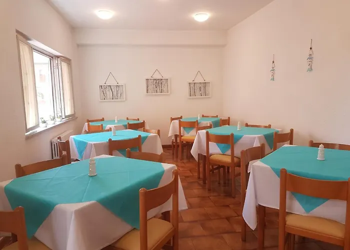 Natalina Hotel 2*